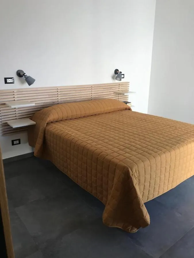 La Perla Bianca Villa Porto Palo 0*,